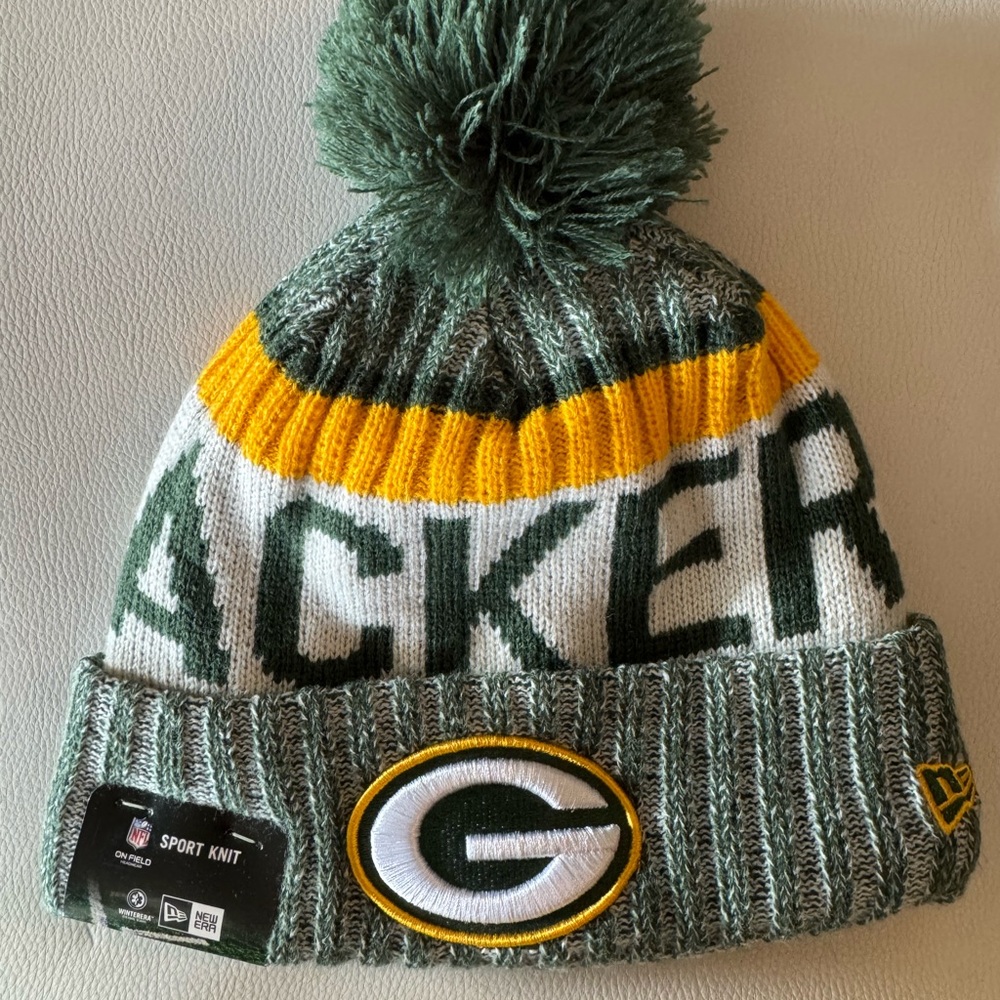 Green Bay Packers Pom Beanie